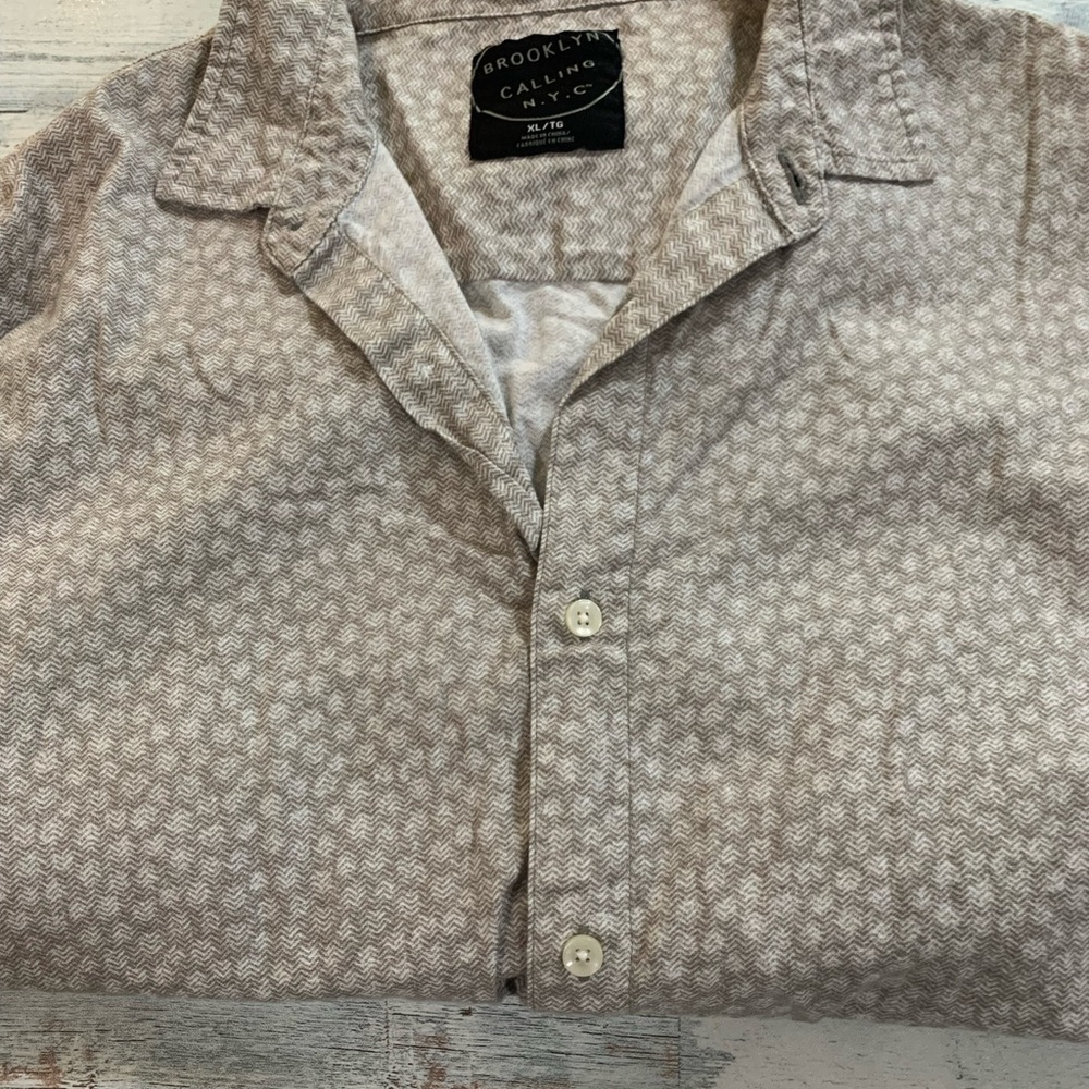 Brooklyn Calling N.Y.C Gray Herringbone Casual Button Up Shirt XL